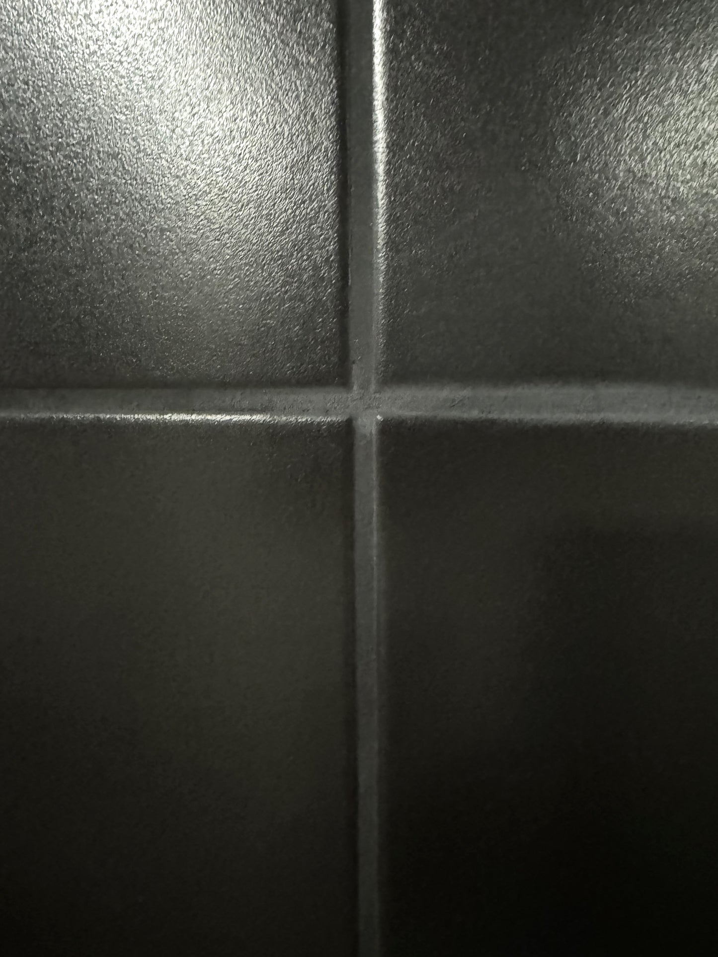 Dominus Heat Corner Hearth Pad in Black Knight Tile
