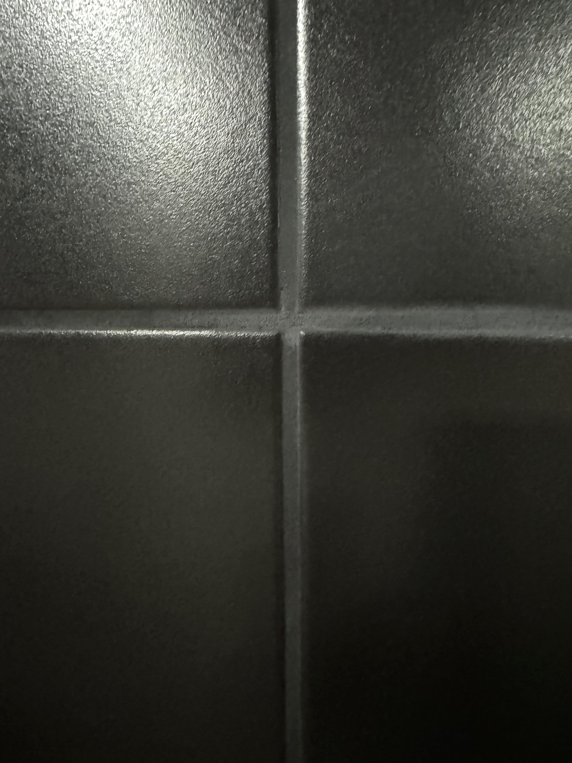 Dominus Heat Corner Hearth Pad in Black Knight Tile